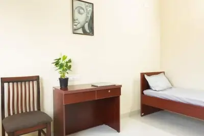 Image de Premium pvt. room w/ attach bath - 3/3 Bengaluru