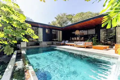 Image de Be close to Surf & Yoga in K Section, Guiones