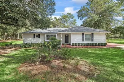 Image de Gordon’s Country Home