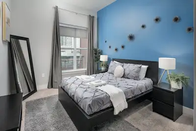 Image de Uptown 3rd Ward | Luxury Apt | City Skyline View