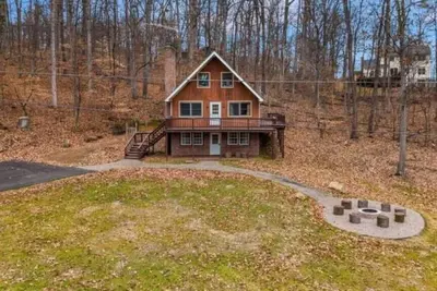 Image de Get a Away\" Chalet in Fairfield 3bdr\n\n