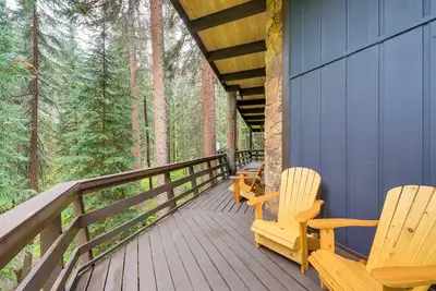Image de Mid-Century Cabin: Creekside, Easy Access to i-70