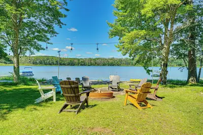 Image de Bitely Cottage Rental: Fire Pit & Beach!