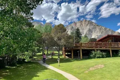 Image de The Lodge at Deer Valley Ranch - entire lodge w/resort amenities included