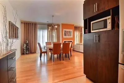 Image de Luxurious Condo