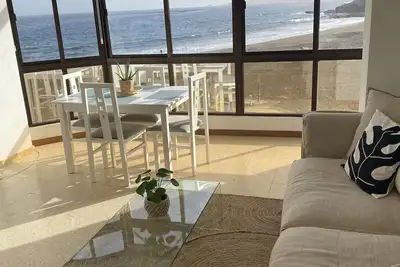 Image de Les pieds dans l'eau - Vue sur mer