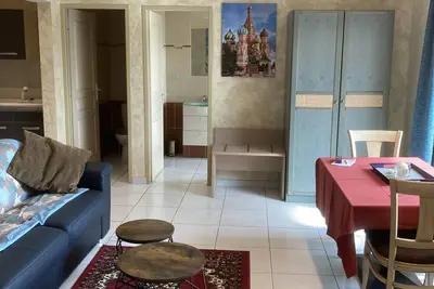 Image de Appartement « Saint-petersbourg » à Avignon