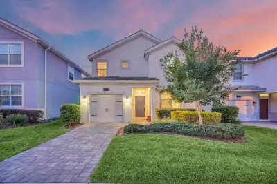 Image de Charming Oasis | 5 Br, Game Room, Screened In Private Pool & Spa