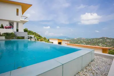 Image de Luxury pool 3 bedrooms villa near Wat Plailaem