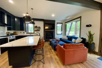 Image de Luxury Keystone Condo: Private Hot Tub, Fire Pit, Free Shuttle, Minutes to Lifts and Keystone Lake