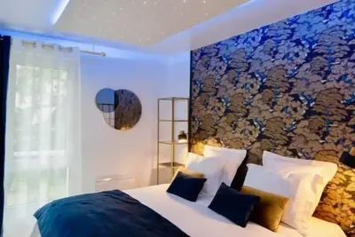 Image de Vivez et Rêvez Champenois :  \"Résidence Champenoise Lancelot Rouyer\" (St Rémy)