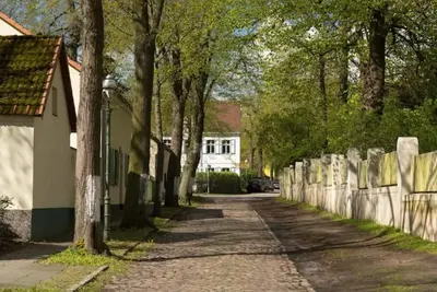 Image de Ferienhaus am Wasser - Citynah