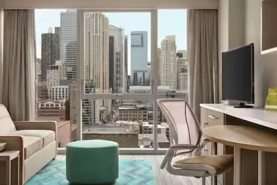 Image de Your Urban Sanctuary Awaits: Kitchenette, Free Breakfast, Cityview, Pets Allowed