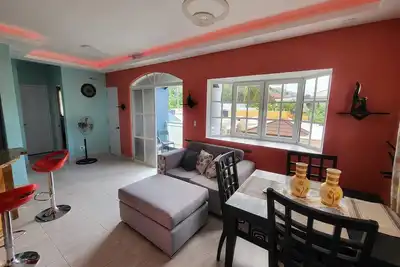 Image de Nouveau, propre et moderne 2 Bedroom Apt 5a