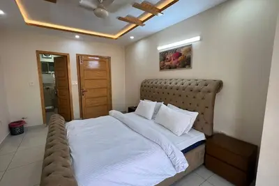 Image de Cozy Haven for Your Next Getaway: Book Now for Comfort and Convenience