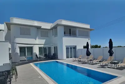 anémelie vacation home