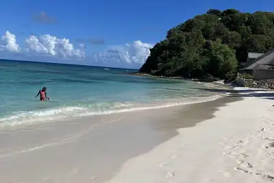 Image de Caribbean Sun, Sand, Sea-Relax In The Peace and Quiet of Tropical Escape Villa!