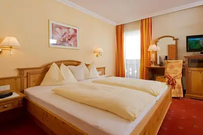 Image de Doppelzimmer Bergwelt 1-3 - Hotel Taxerhof