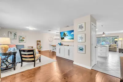 Image de Coastal 3br Minutes to Ami Beaches. Sleeps 9! Fun Outdoor Patio Area