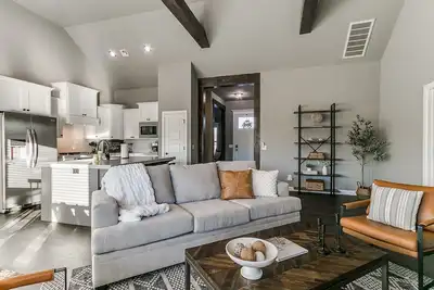 Image de Live the Dream in a Brand New Home Built in 2023!