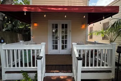 Image de One Bedroom Cottage House in Old Town Key West by the Hemingway House.