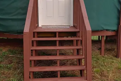 Image de Madison's Only Yurt Experience
