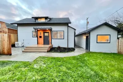 Image de Charming 3bd Cottage with Garage, Ac, Fast Wi-Fi