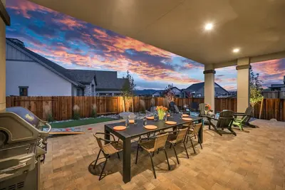 Image de Modern 1-Level: 3 Full Ba, Lush Yard-Hike, Golf+Ski