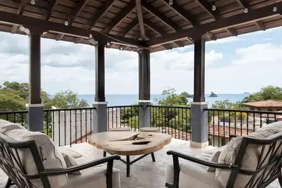 Image de Spectacular Sunsets, Oceanview, Private Pool - Casa Indigo