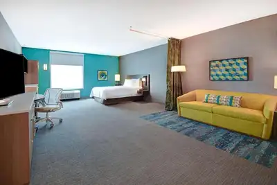 Image de Pleasant Stay, Convenient Location! 3 Convenient Units, Pool, Pets Allowed