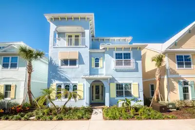 Image de 3 Story Cottage with Private Pool near Disney with Margaritaville Resort &.