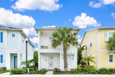 Image de Crystal Cottage near Disney with Margaritaville Resort & Island H2o Access -.