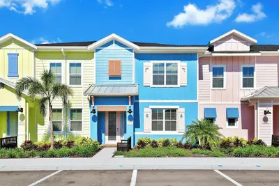 Image de Glimmering Blue Villa near Disney with Margaritaville Resort & Island H20.