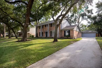 Image de Energy Corridor With Access To Terry Hershey Park