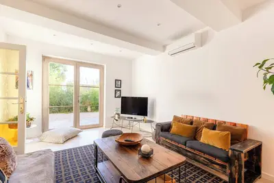 Image de Maison de vacances 'La Petite Bastide' avec vue sur la montagne, Wi-Fi et climatisation