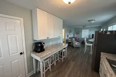 Image de Cozy Cottage steps from the beach small pet friendly