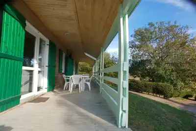 Image de Chalet Lilas avec vue sur les montagnes, piscine partagée et Wi-Fi