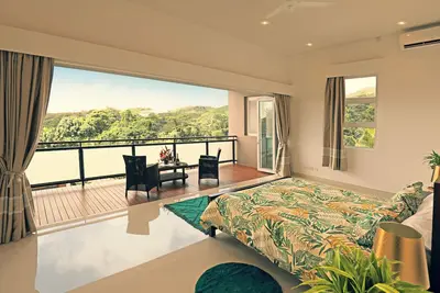 Image de Presidential Suite in Deluxe Pool Villa - Cliff Hanger