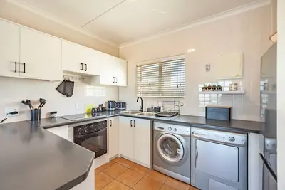 Image de 14 Big Bay Beach Club