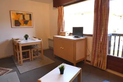 Image de Charmant studio à 1er étage, 4 pers. , balcon, salle fitness, park, ski, jacuzzi - St Lary Soulan
