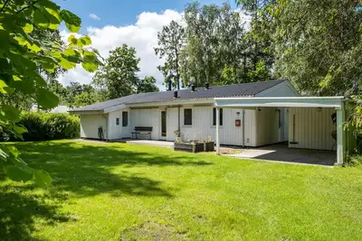 Image de Belle maison à Hadsund avec sauna