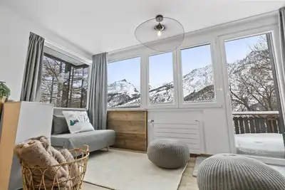 Image de Appartement rénové avec sauna privé