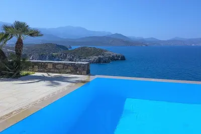 Image de Seafront Villa Blue Breeze, Crete, Mirabello Bay\n\n