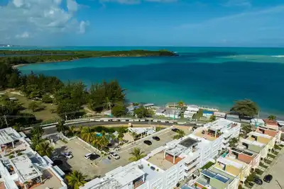 Image de Seven Seas Beach 3br Penthouse Villa with Incredible Ocean and Mountain Views