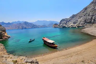 Image de Overnight Camping at Dhow with Dolphin Watching, Snorkeling  Telegraph Island