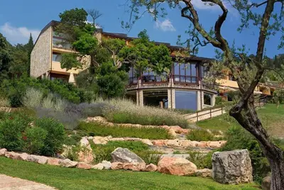 Image de Residence Poiano three-room apartment Trilo Lake View for 6 persons