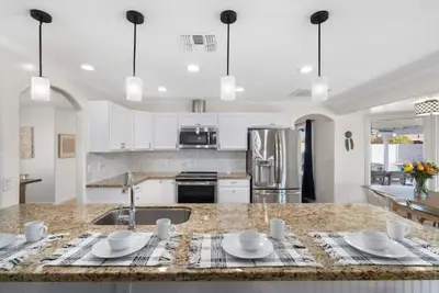 Image de Haven Days- Fenced Pool-Sparkling Clean