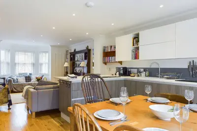 Image de Queens Mews a coastal holiday home