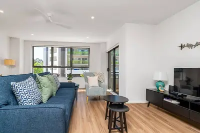 Image de New to Vrbo: Central 2br | Stylish Apt located in Greenway