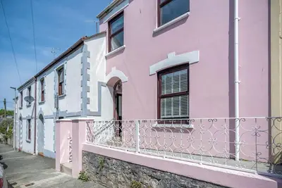 Image de Canol Y Bryn - 3 Bedroom Holiday Home - Tenby